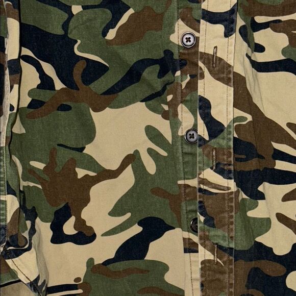 Forever 21 Brown and Green Camouflage Button Up Hooded Jacket - Picture 4 of 14